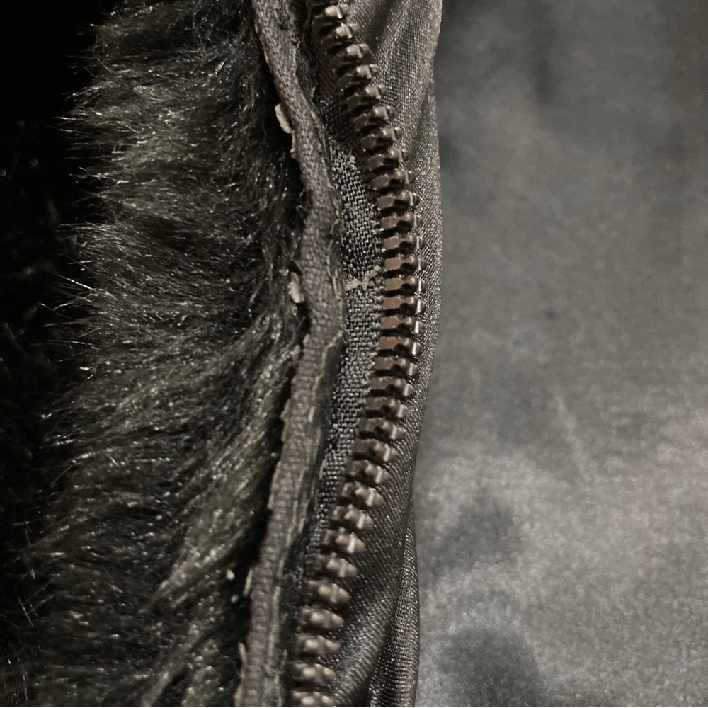 Twenty•ES Black Faux Fur Jacket - Size Large - Picture 16 of 16
